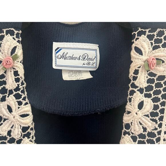 Vintage Navy Lace Flowers Sweater Blazer GrannyCore Made USA-Size 10 - Picture 3 of 7